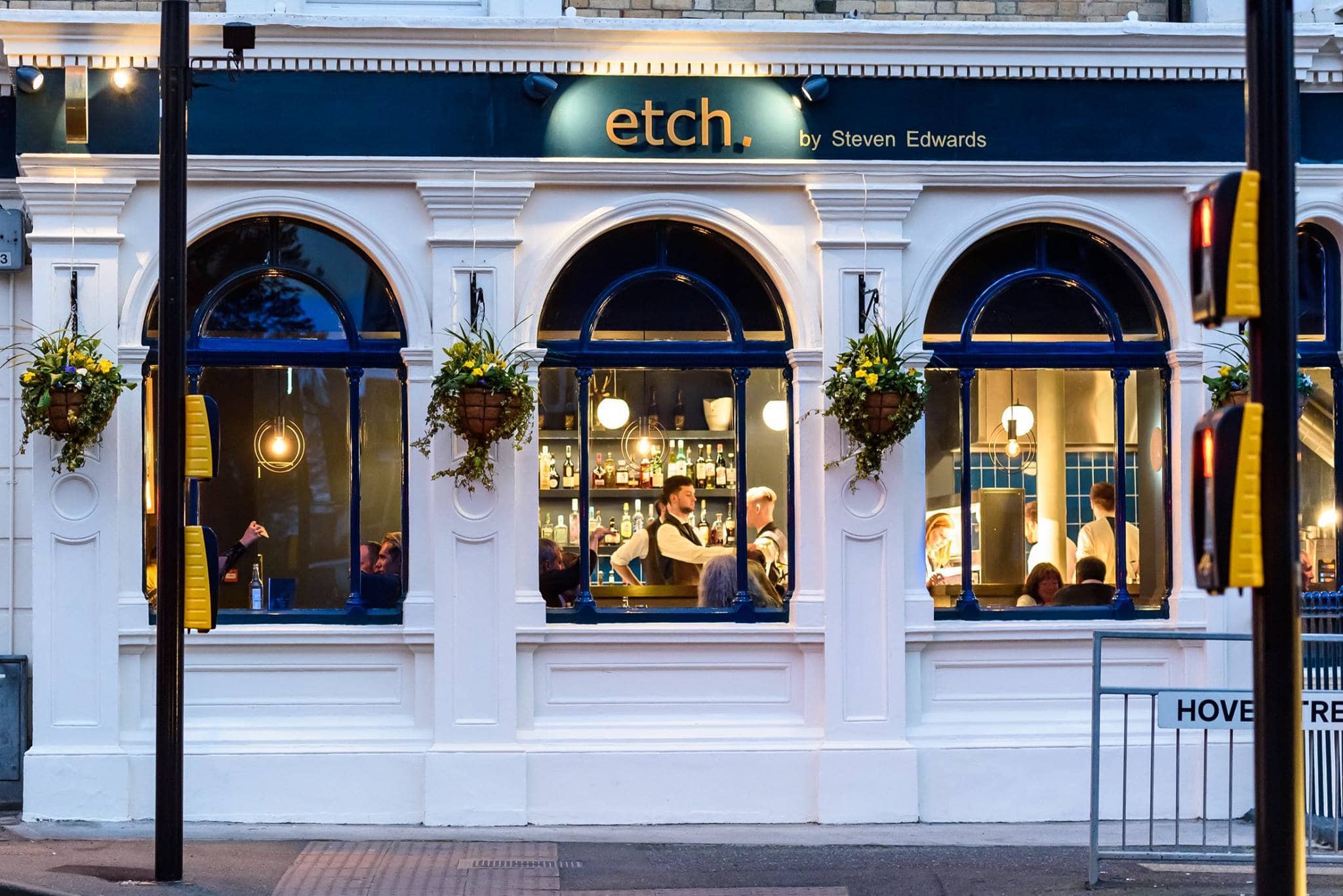 Side view into etch. Restaurant Hove by Steven Edwards